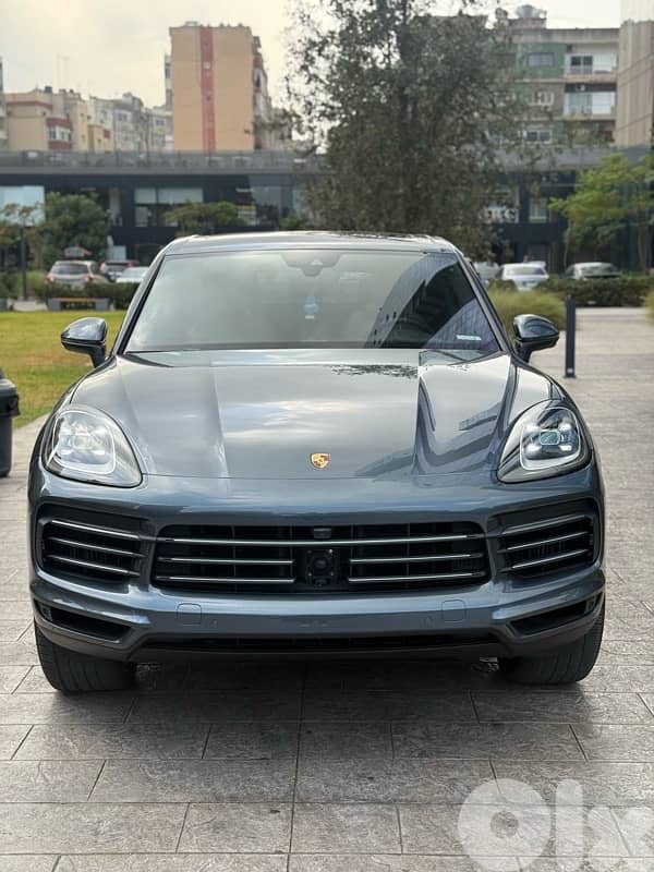 Porsche Cayenne 2019 clean title 0