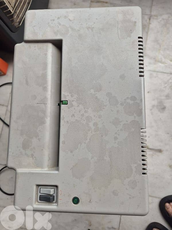 مكنة فرم اوراق 2