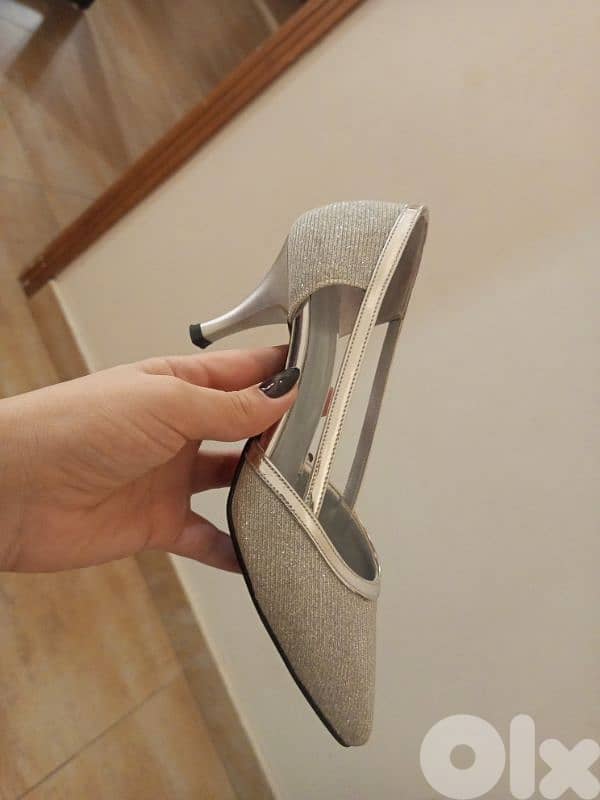 Silver Kitten Heels 0