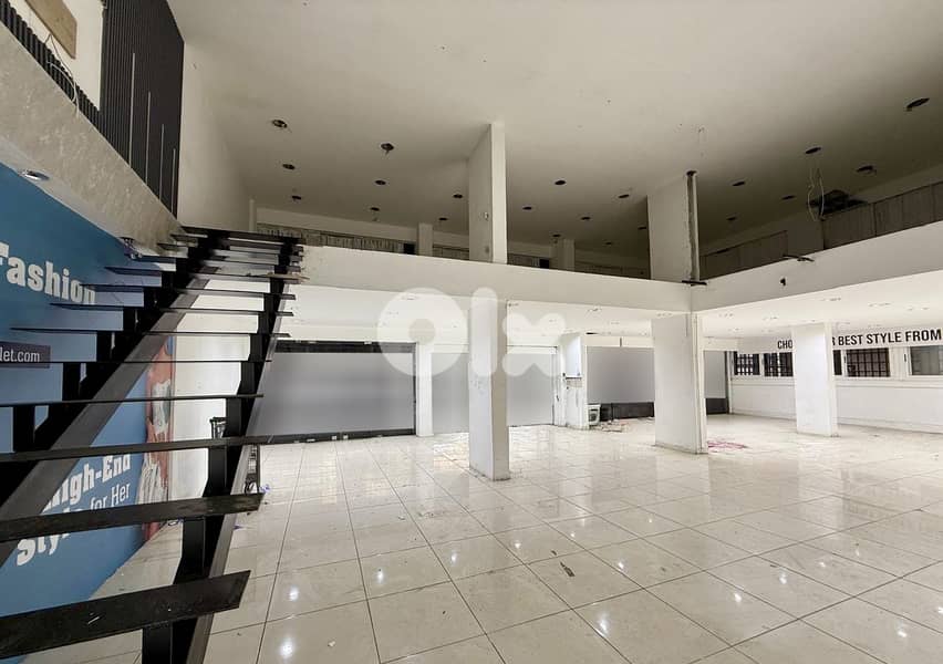 Shop with Warehouse for Rent – Spacious Multi-Level Property متجر 0