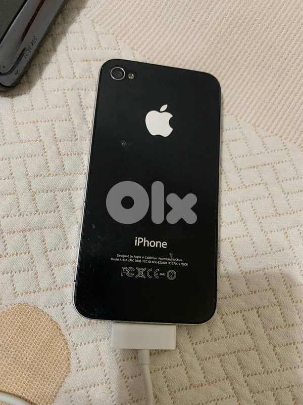 iphone 4 40$ 0