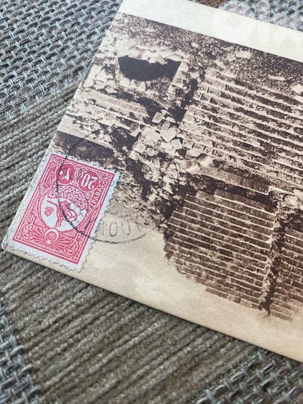 كرت بريد عثماني سنة ١٩٠٨ من بيروت إلى ليدز صورة جرش بيروت ختم Beyrouth 2