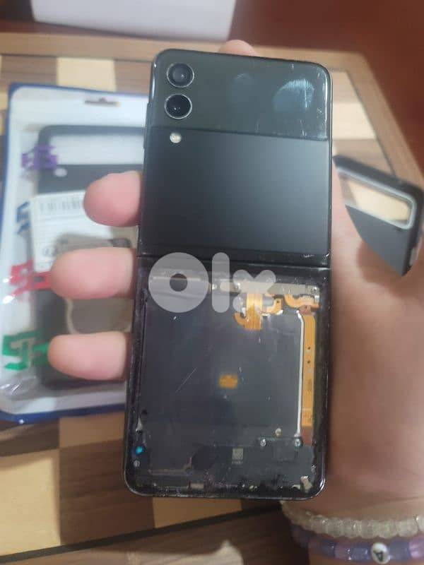 Samsung Z Flip3 5