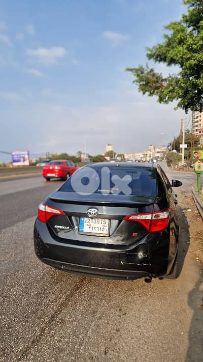 تويوتا كورولا 2015