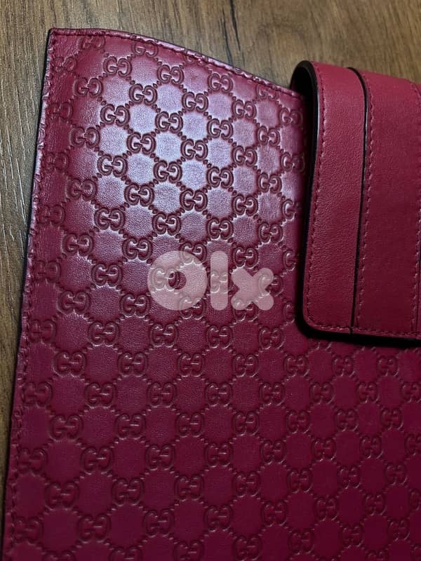 GUCCI MONOGRAM IPAD COVER 6