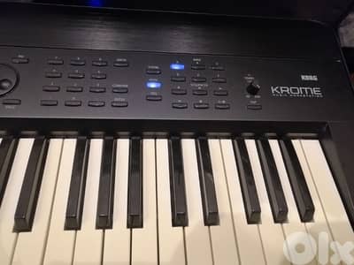 korg krome solo like new
