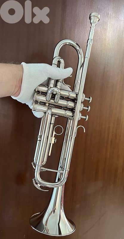 Trumpet Bb silver color almost new 2