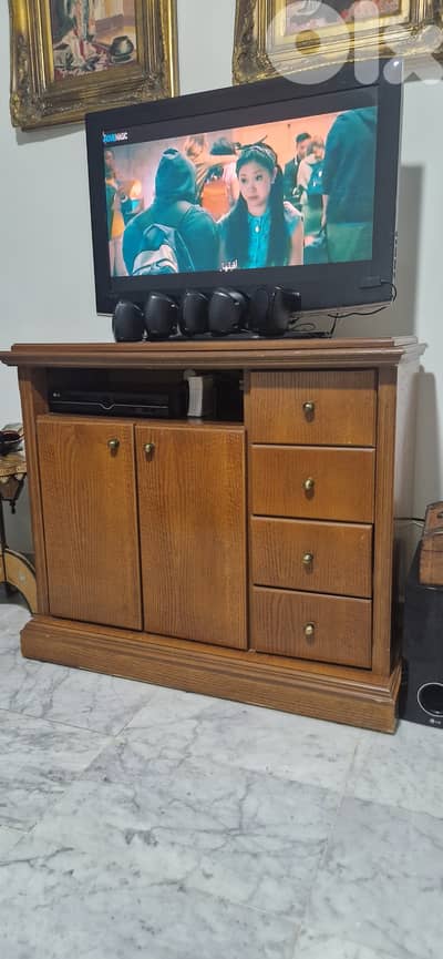 tv cabinet