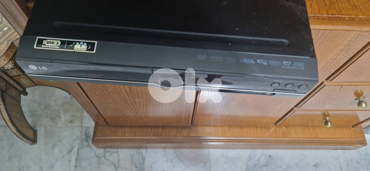LG dvd surround 1