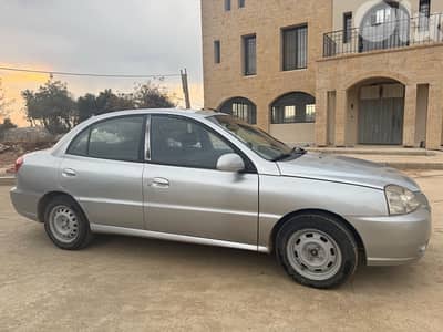 كيا ريو 2004