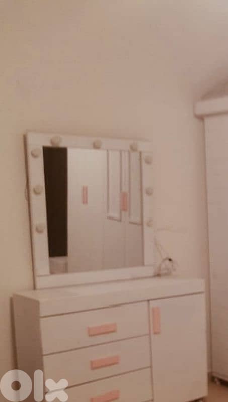 غرفه نوم مفرد ونص 1