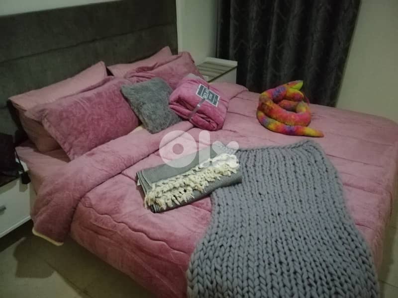 bed room for sale 3