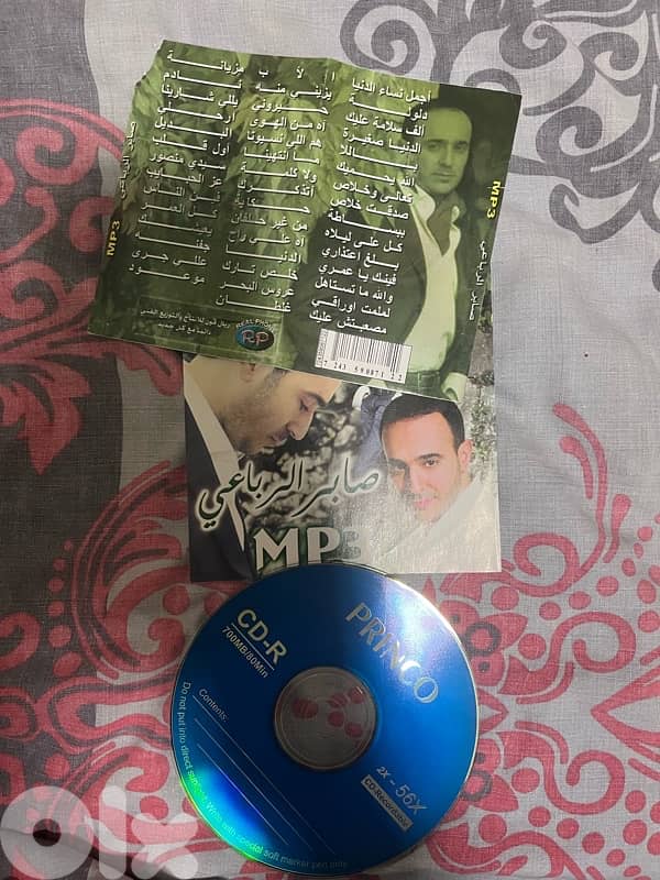 8 CDs without cover for 5 $ read the description 6