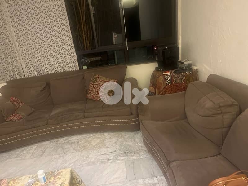 used tv room couches 2