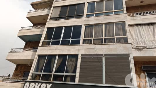 شقة للإيجار في عاليه