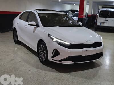 KIA K3 LIMITED EDITION NEW 0KM اسعار جملة لتجار و شركات تاجير السيارات