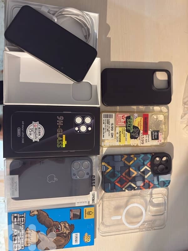 iphone 15 pro max 256 gb battery 92% 4