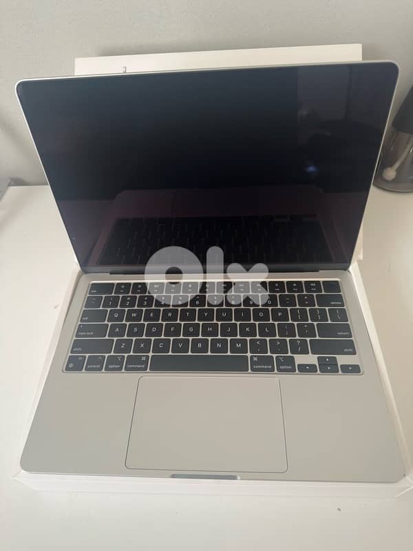 13-inch M3 Macbook Air 1