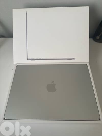 13-inch M3 Macbook Air