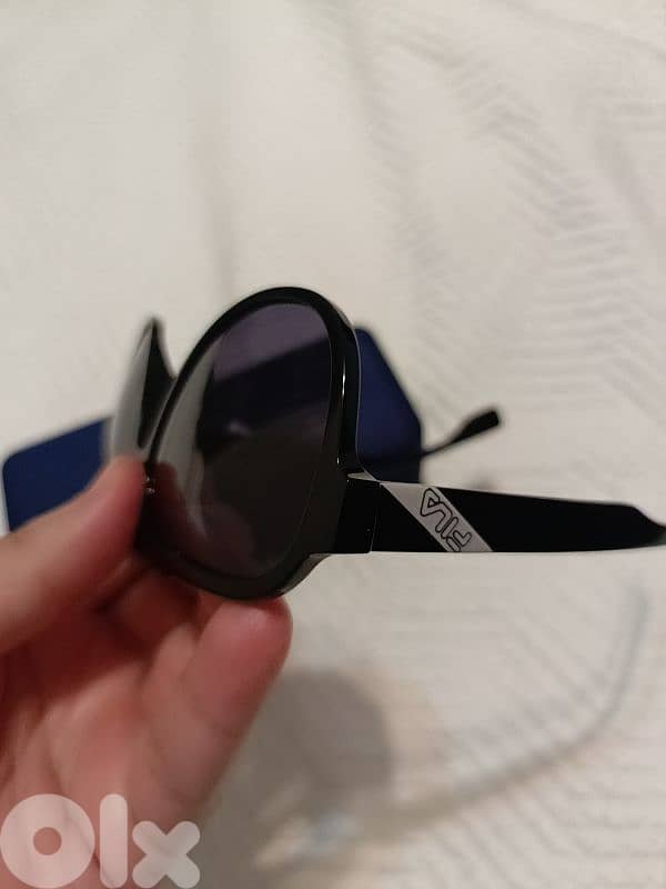 Fila sunglasses still very new (original) 5