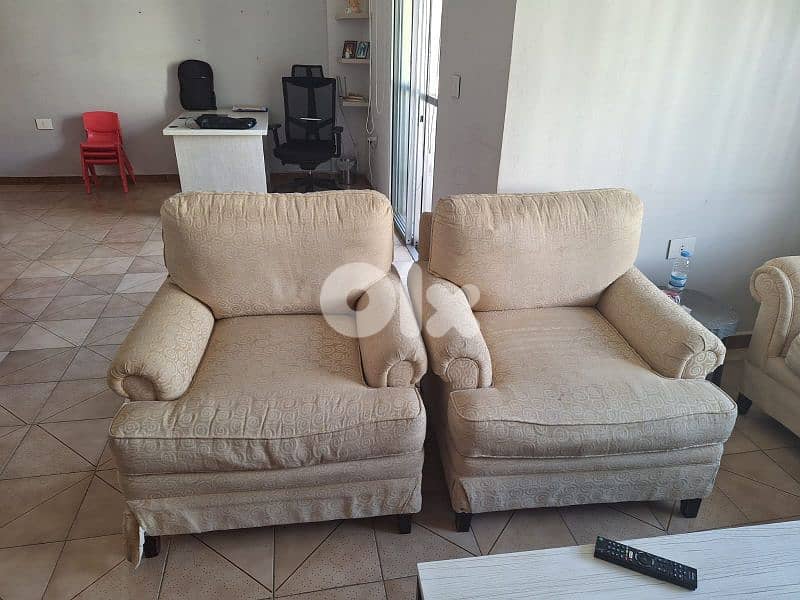 full salon like new 0