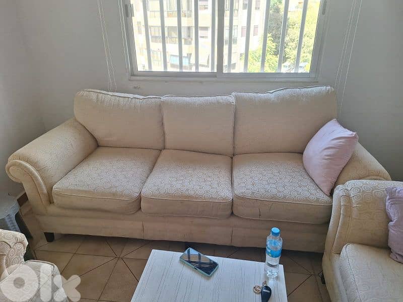 full salon like new 1