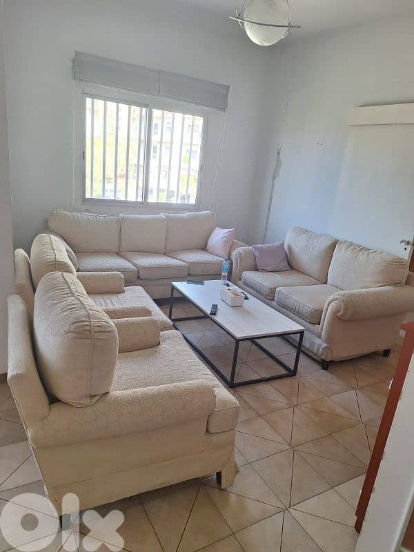 full salon like new 4