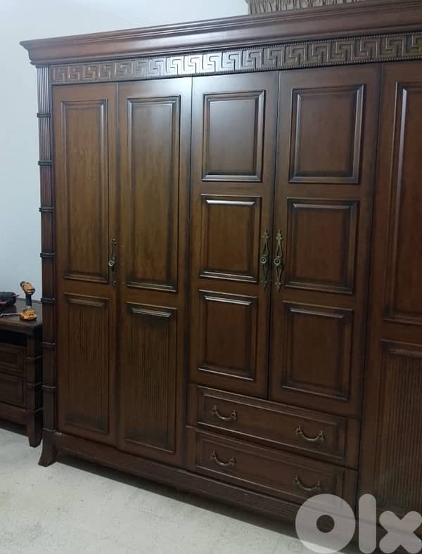 Complete Bedroom Set – Good Condition 4