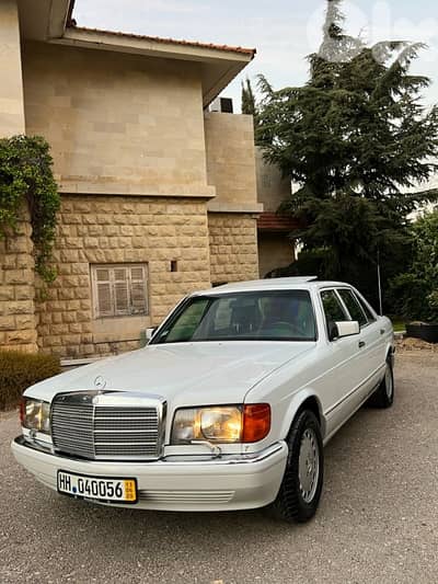 Mercedes-Benz S-Class 1988