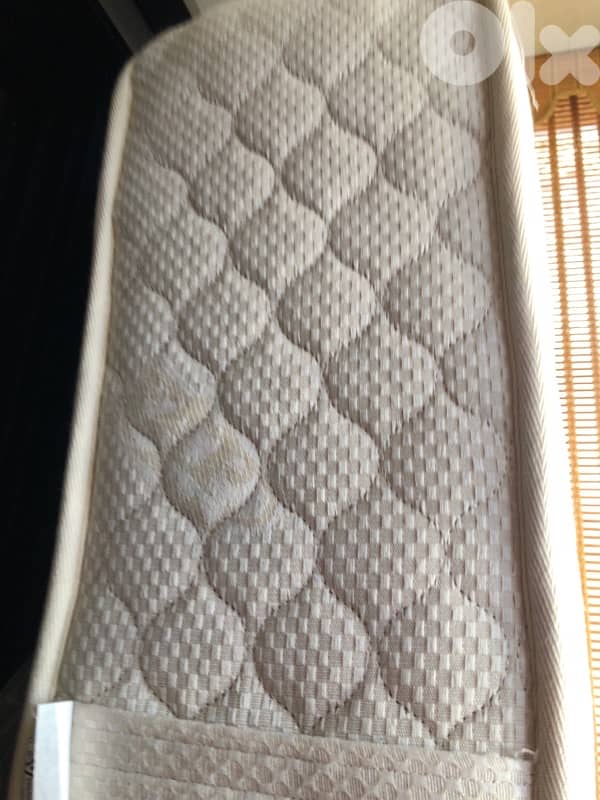 mattress good condition inAramoun 0