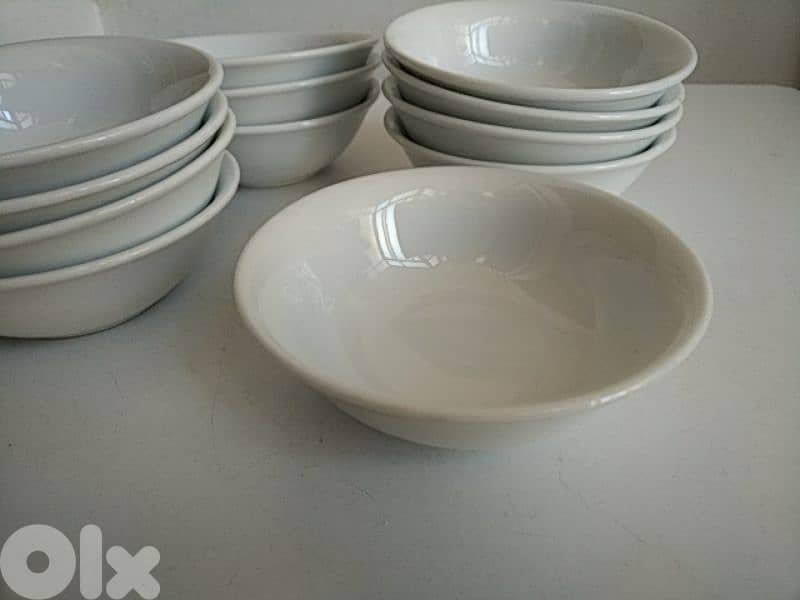 Set of 12 white porcelain cups - Not Negotiable 0