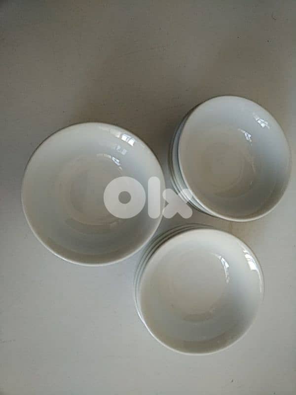 Set of 12 white porcelain cups - Not Negotiable 1