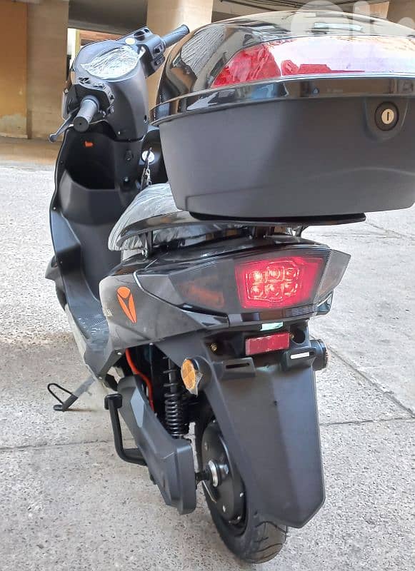 new Electric bike scooter 2000 watt 1