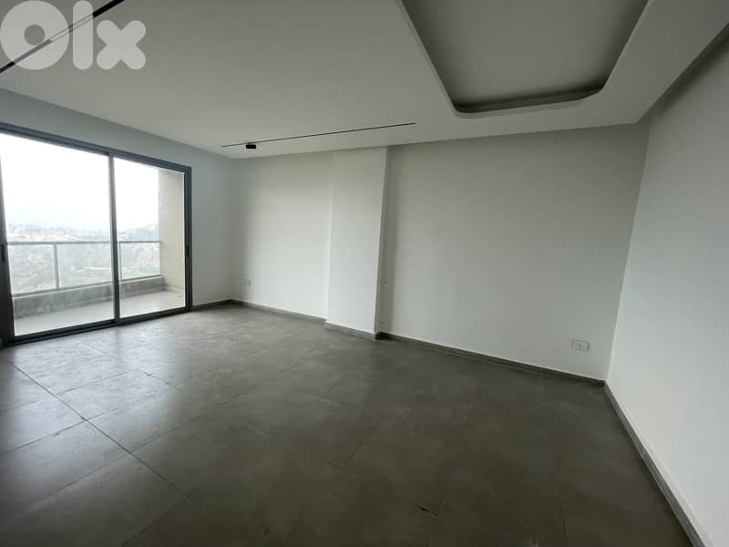 Apartment For Sale In Zikrit شقة للبيع في زكريت 0