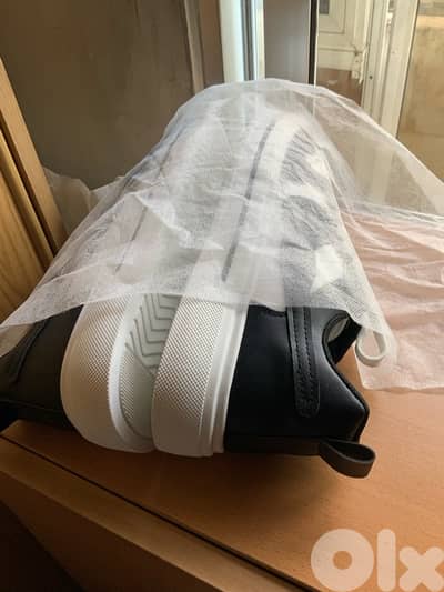 sneakers size 42 from larnaca bershka