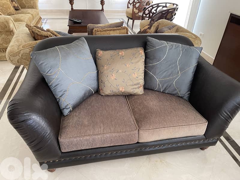 1 sofa, 2 armchairs and 1 fainting couch 6