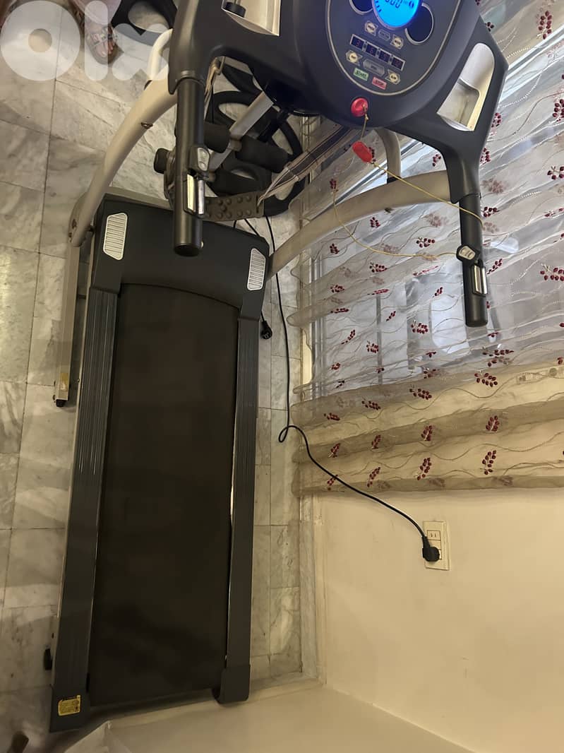 Fitnesss machine , perfect with hip exercises 3