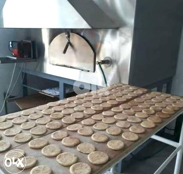 فرن للكعك والمناقيش للبيع 0