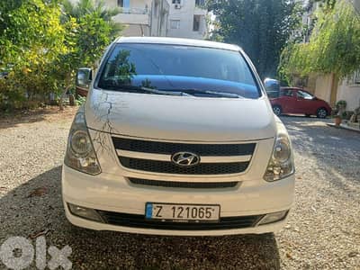 Hyundai H1 2012