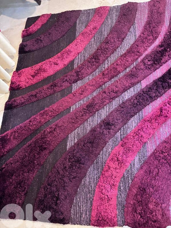 سجادة ٣٥٠$ 1