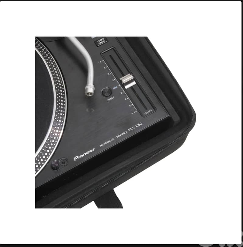 UDG Creator Pioneer CDJ3000 / Denon SC6000 / Turntable Hardcase, Black 2