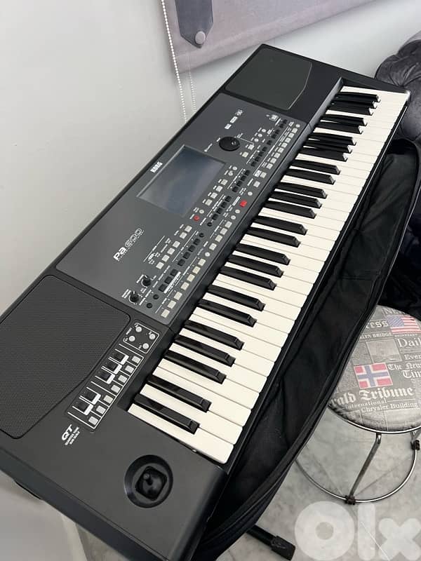 KorgPa600 0