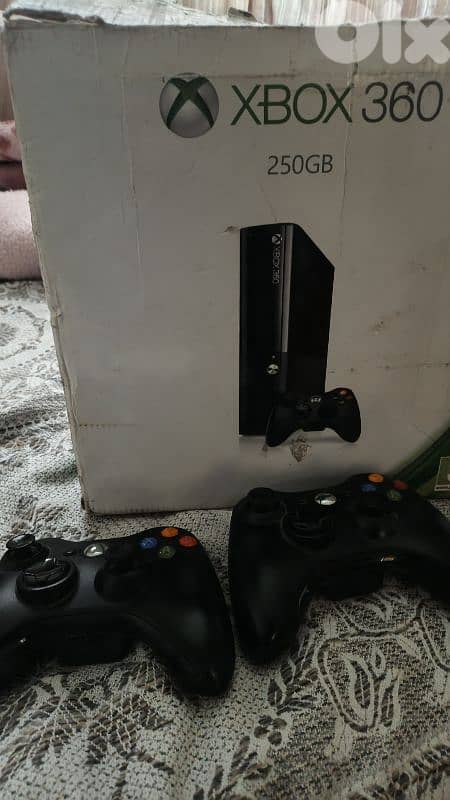 xbox 360 e 250gb 1