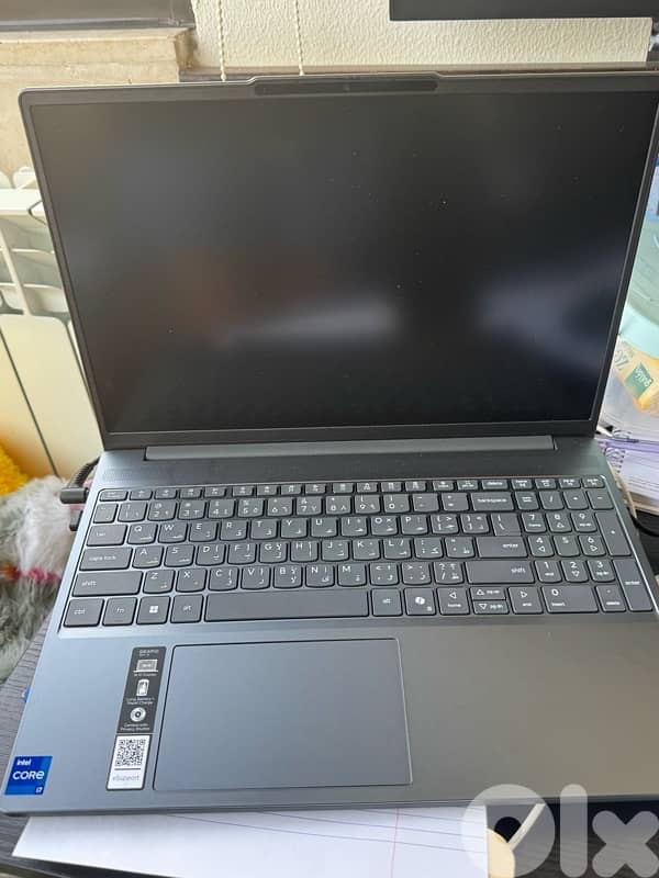 lenovo ultra slim laptop with insane specs used for barly a week 0
