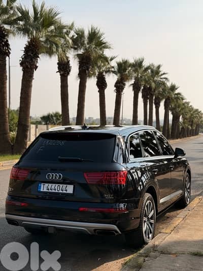 Audi Q7 2018