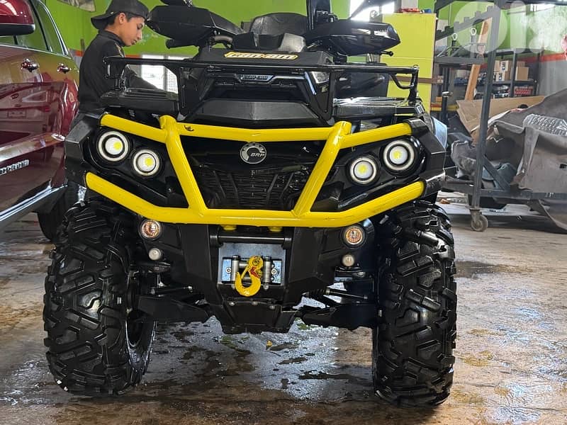 atv can-am outlander XTP 1000 cc  two seats very clean 4 new tires 2