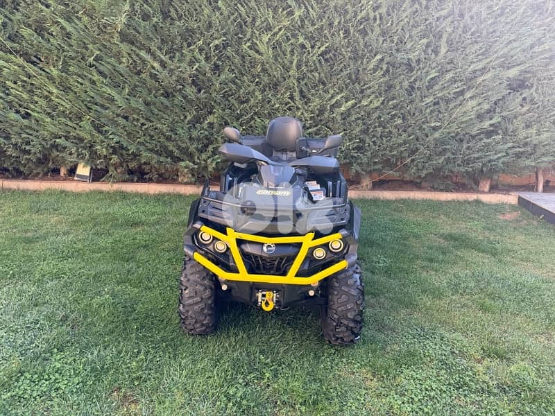 atv can-am outlander XTP 1000 cc  two seats very clean 4 new tires 4
