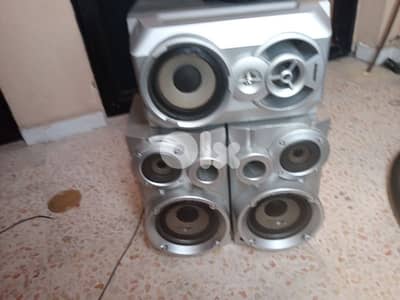 2/LG speaker+1/sony speaker