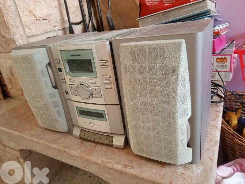 Grundig UMS 15 mini shelf system 3