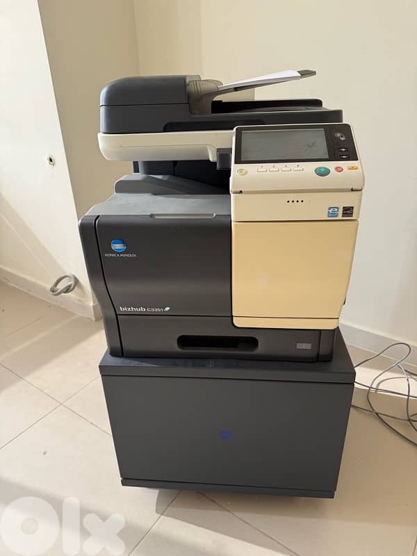 Konica Minolta Copy machine 1